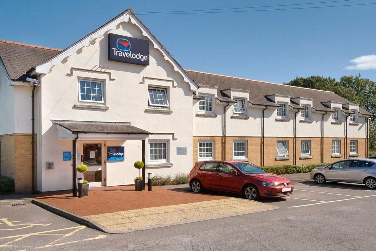 Travelodge Cardiff Airport Barry Exterior foto